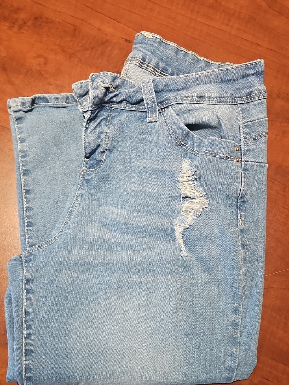 Light Wash Distressed Denim Capris